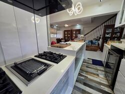 Blk 533 Hougang Avenue 6 (Hougang), HDB Executive #606996291